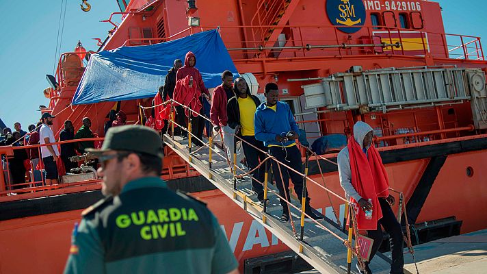Telediario 1 - Casi 24.000 migrantes atendidos en las costas andaluzas de enero a julio de 2018, el mismo número que en todo 2017