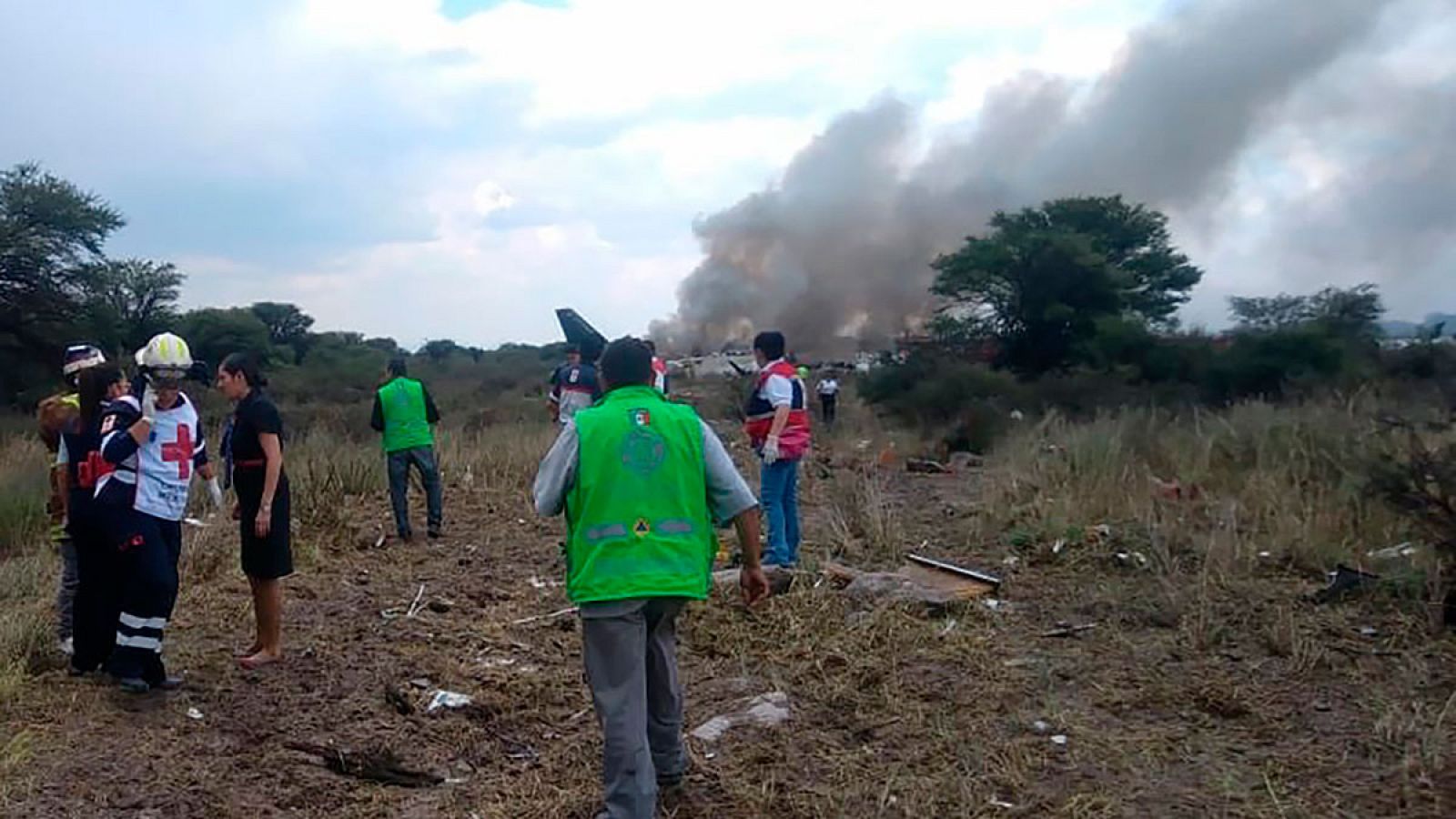 Las autoridades mexicanas investigan la causas del accidente del avión de Aeroméxico 