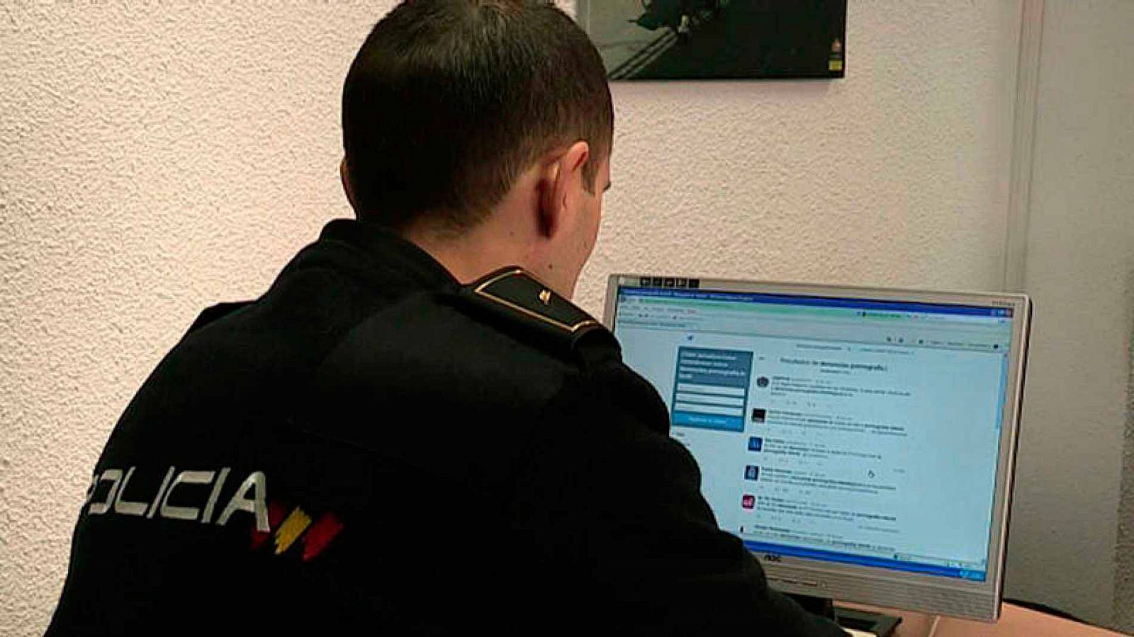 Cae una red que distribuía pornografía infantil a través de Whatsapp