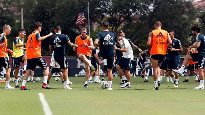 Telediario 1 - Agosto comienza con pleno de amistosos