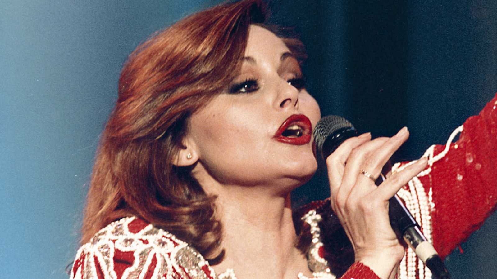Lazos de sangre - Rocío Dúrcal, un icono en la música