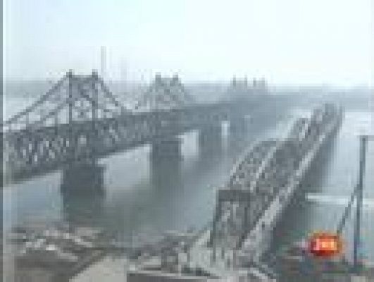 Telediario 1 - Telediario en 4' - 05/04/09