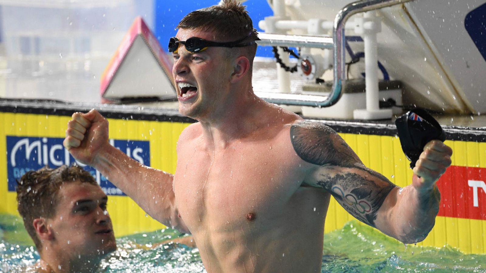 Adam Peaty firma otro récord  del mundo en los 100 braza con el oro europeo