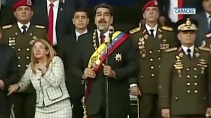  - Maduro sale ileso de un presunto atentado en Caracas y culpa al presidente de Colombia de estar detrás del mismo