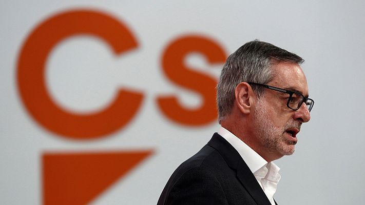 Telediario 1 - El PSOE asegura que Casado no puede liderar un PP "ejemplar" y Cs carga contra los aforamientos