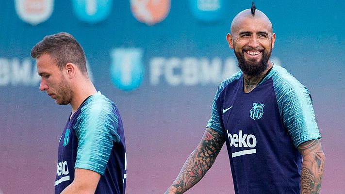 Telediario 1 - Vidal ya entrena con el Barça, que apunta ahora a Pogba