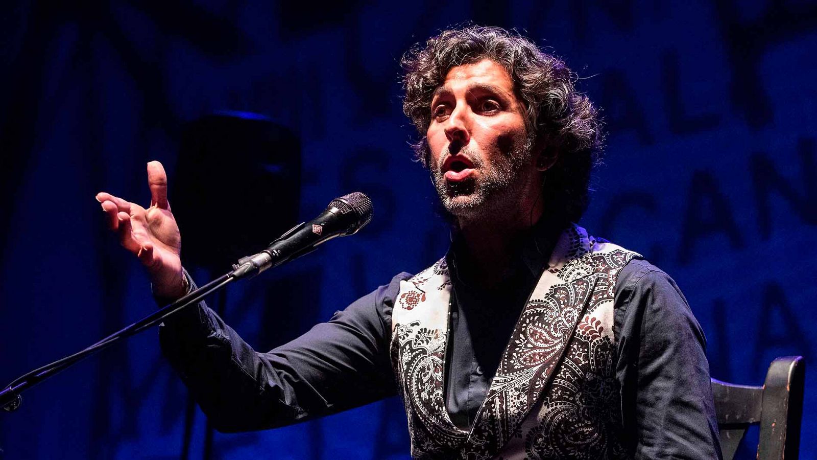 Cante de las Minas | Arcángel funde el flamenco con voces búlgaras