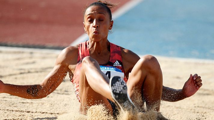  - Ana Peleteiro, a la final de triple salto