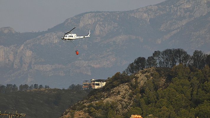 Informativo 24h - El incendio de Llutxent ya ha arrasado más de 2.800 hectáreas de Gandía y otros cinco municipios
