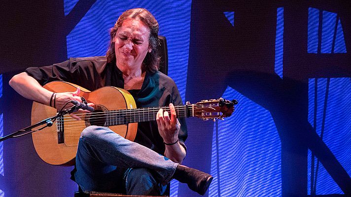 Vicente Amigo brilla en el Festival del Cante de las Minas