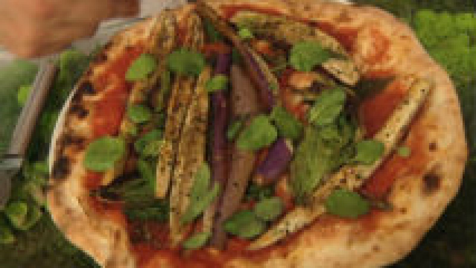 Receta pizza con hierbas y verduras silvestres 