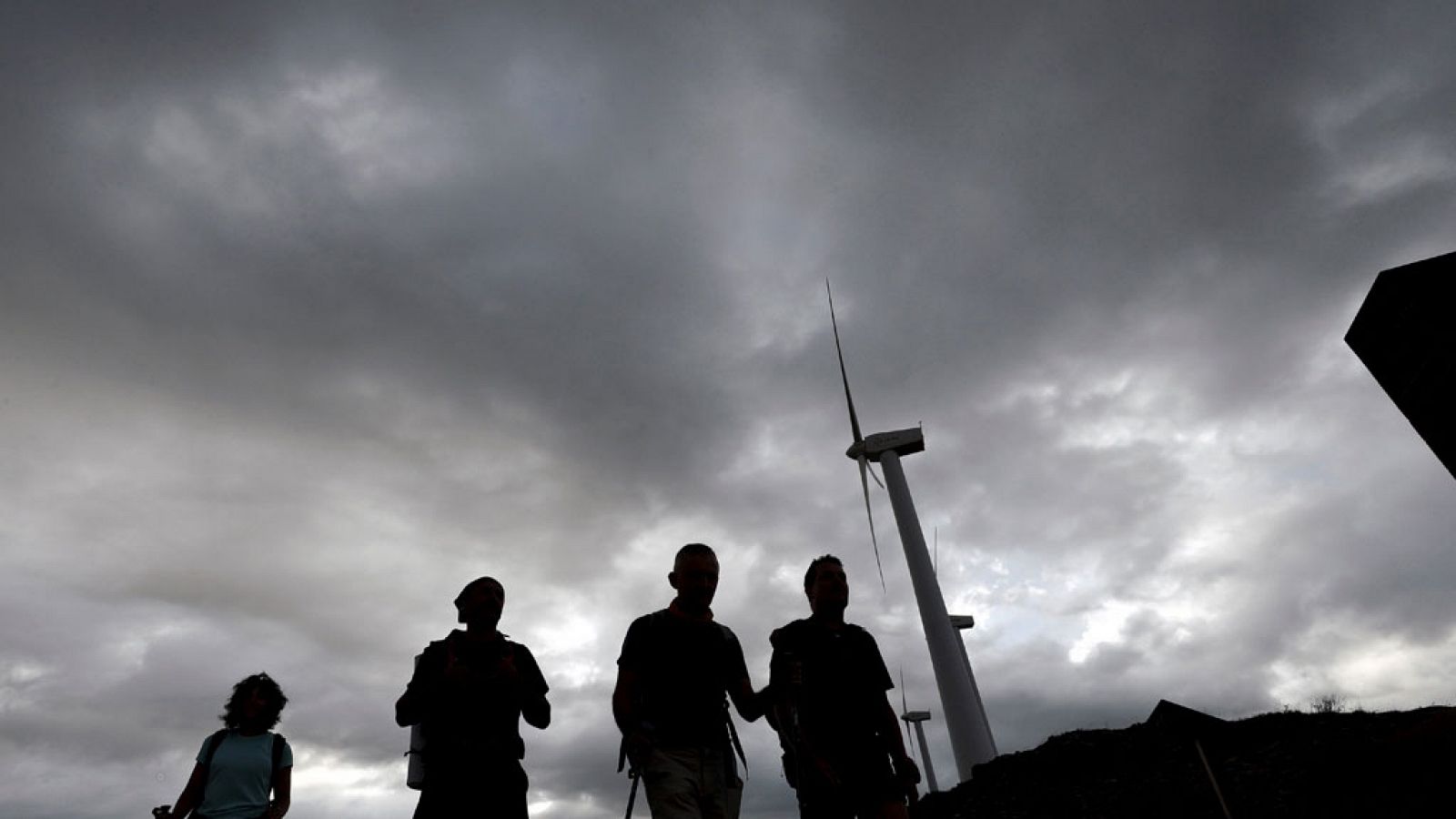 Chubascos y tormentas localmente fuertes y con granizo en el norte de Aragón, Cataluña