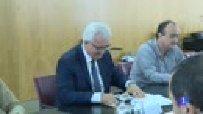 Telediario 1 - Andalucía solicita al Gobierno que regule la acogida de los inmigrantes entre las comunidades autónomas