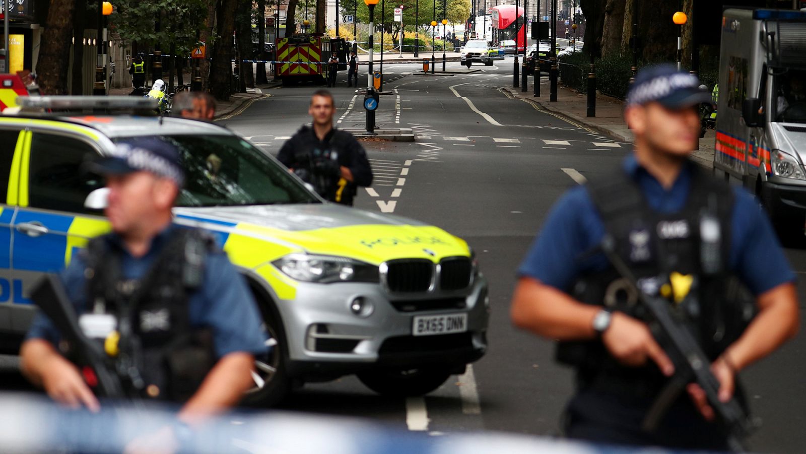 Informativo 24h: Un atropello investigado como terrorismo deja varios heridos en Londres junto al Parlamento | RTVE Play