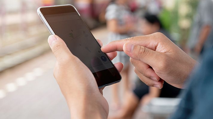 Telediario 1 - Google recopila la ubicación del usuario aunque esté apagada