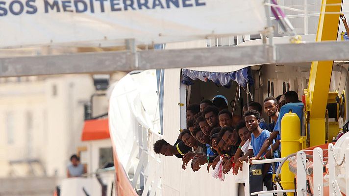 Telediario 1 - El Aquarius atraca en Malta con 141 migrantes