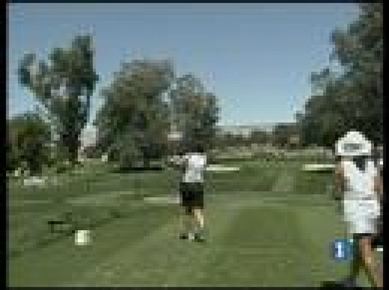 La golfista Michelle Redman ha conseguido el sueño de todo jugador de golf, conseguir un espectacular 'hoyo en uno'.