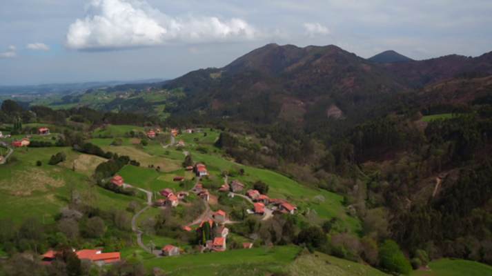 Otros documentales - España, la tierra prometida: Un país entre dos mundos
