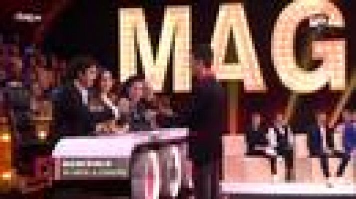 Pura magia - ¡Dani Polo adivina la carta con un globo gigante!