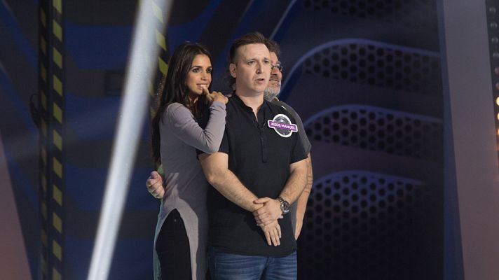 Crush - Crush - Elena Furiase y sus reflexiones sobre hipocloritos