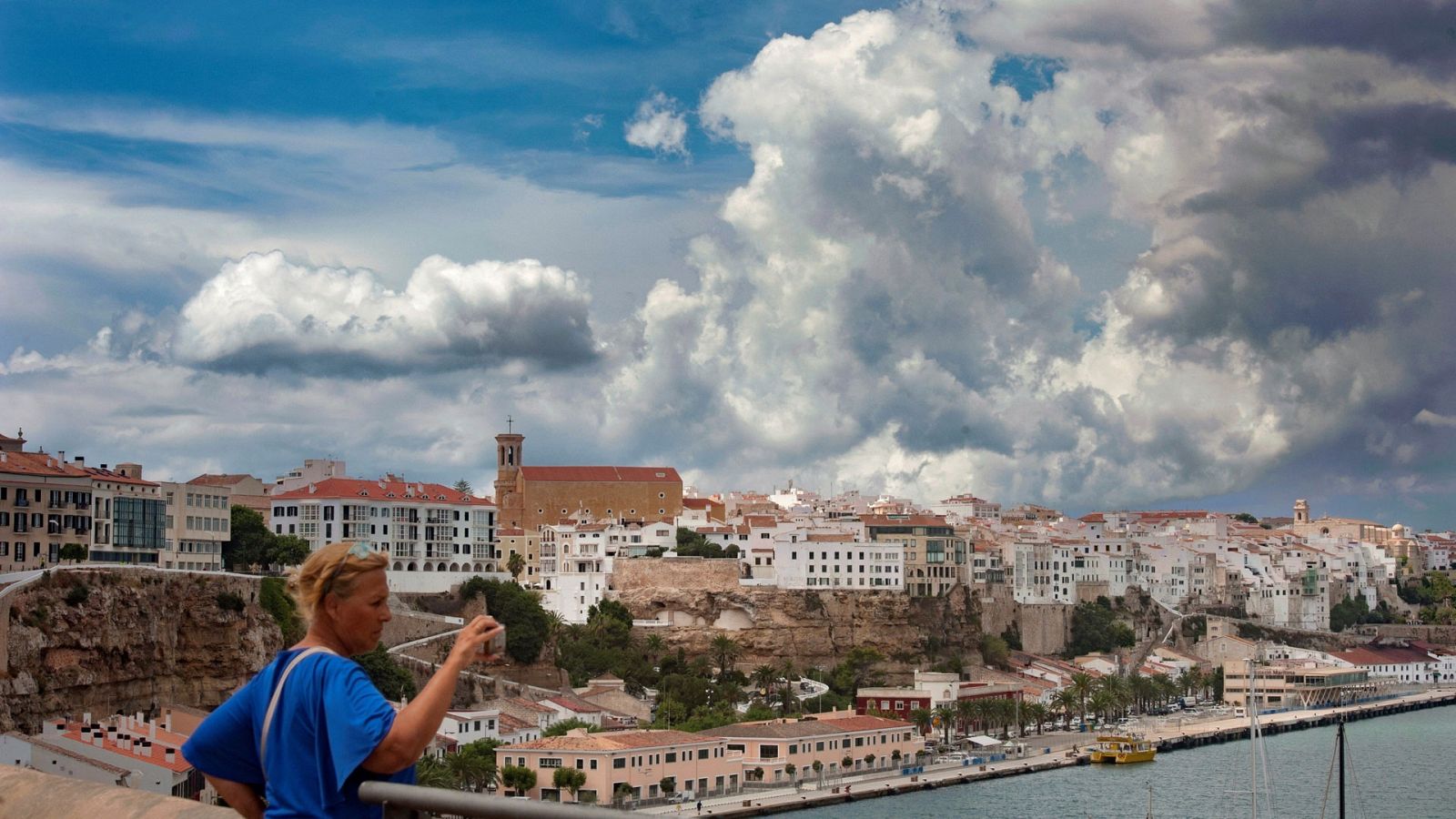 El tiempo: Posibilidad de chubascos localmente fuertes en el noreste de Cataluña y Baleares | RTVE Play