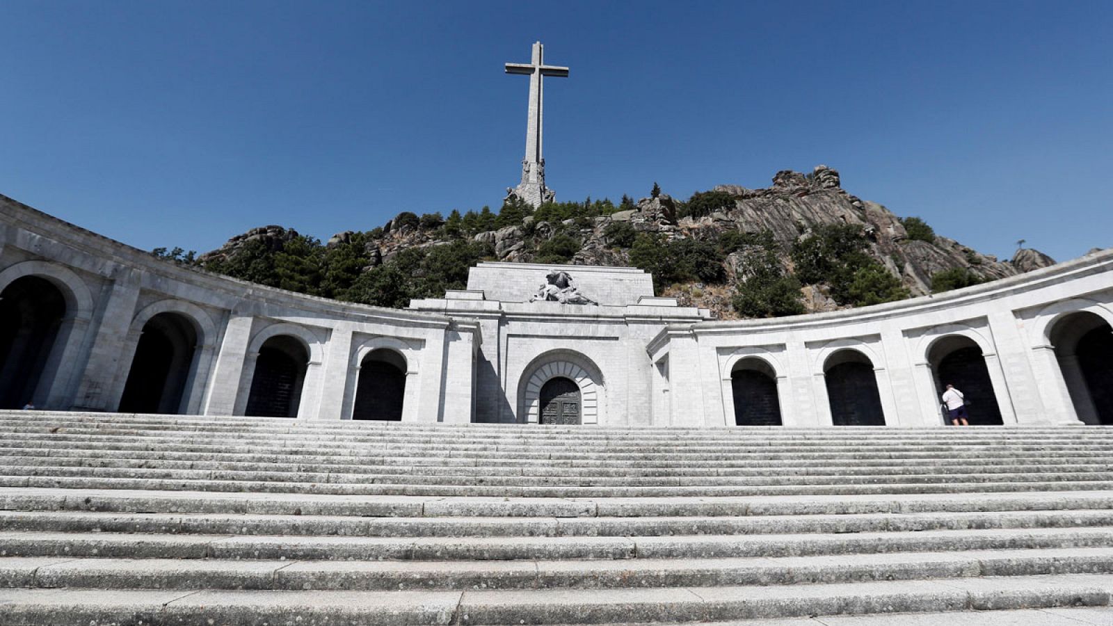 Sin programa: El Gobierno aprobará el decreto ley para exhumar a Franco | RTVE Play