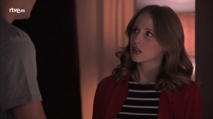 Servir y proteger - Julio sufre un ataque bipolar