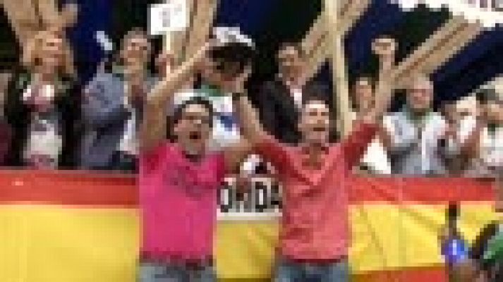 Telediario 1 - Laredo celebra la tradicional Batalla de Flores