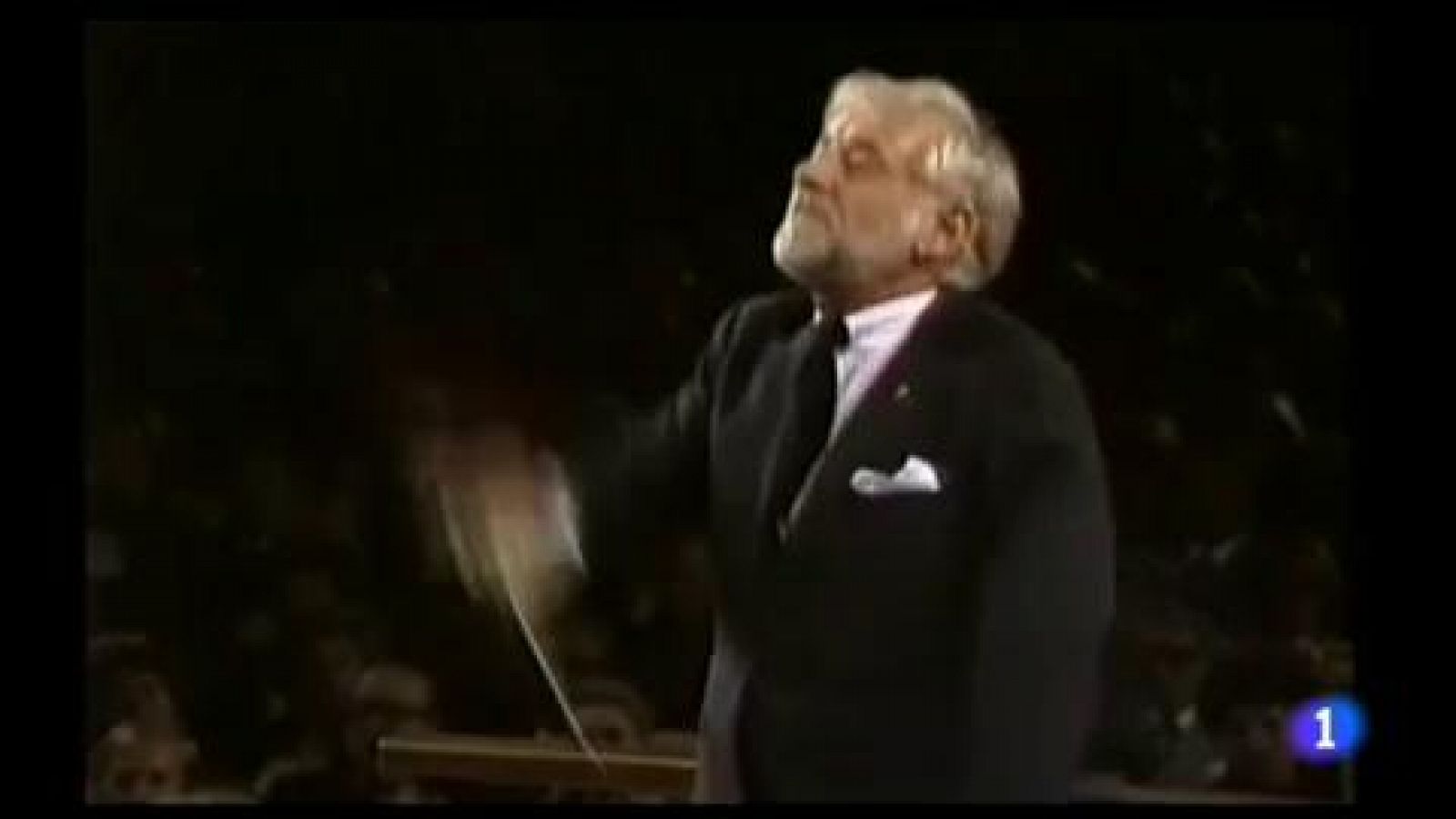 Telediario 1: Leonard Bernstein hoy hubiera cumplido 100 años | RTVE Play