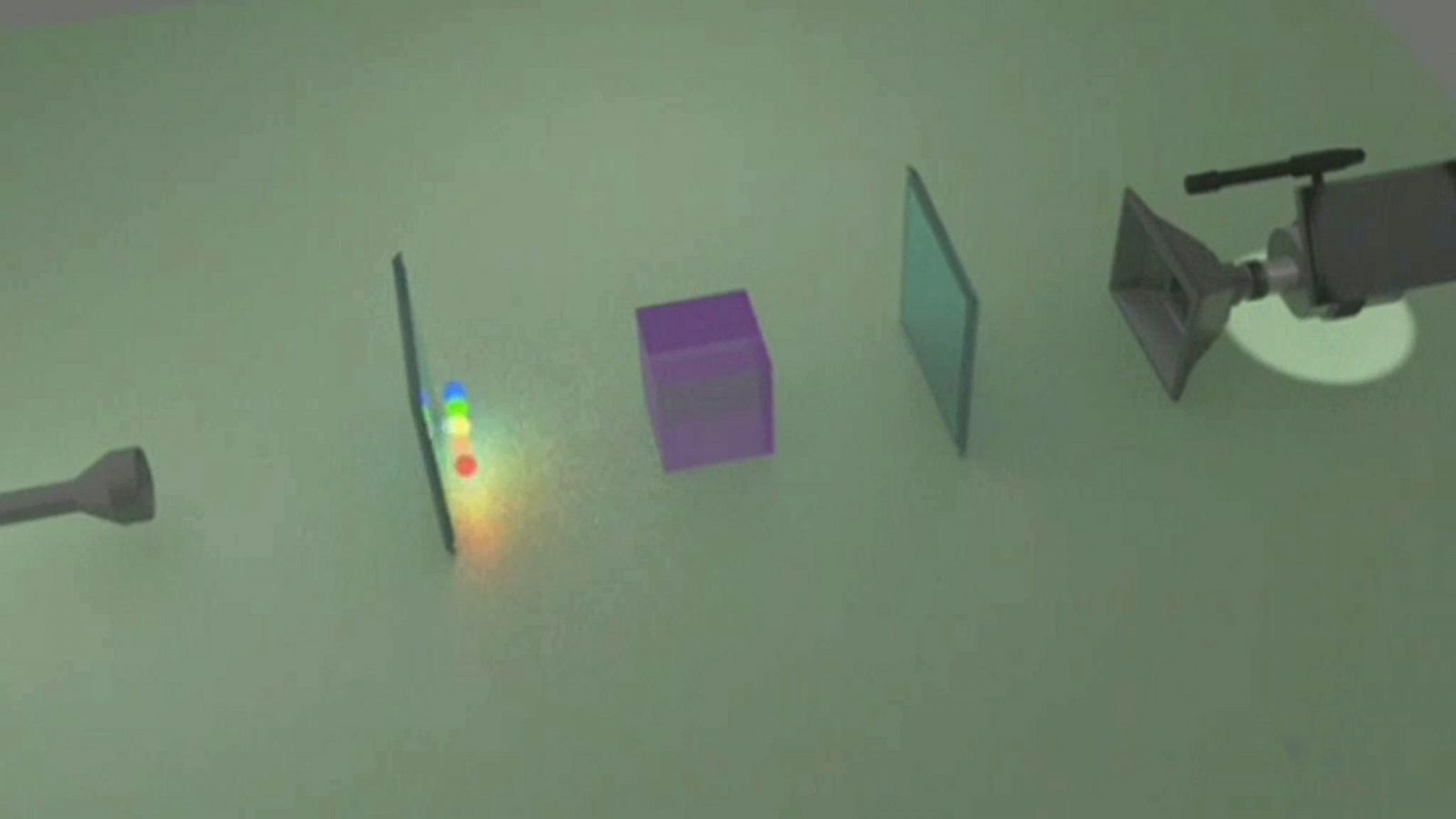 Telediario 1: Un equipo de científicos logra volver completamente invisible un objeto | RTVE Play