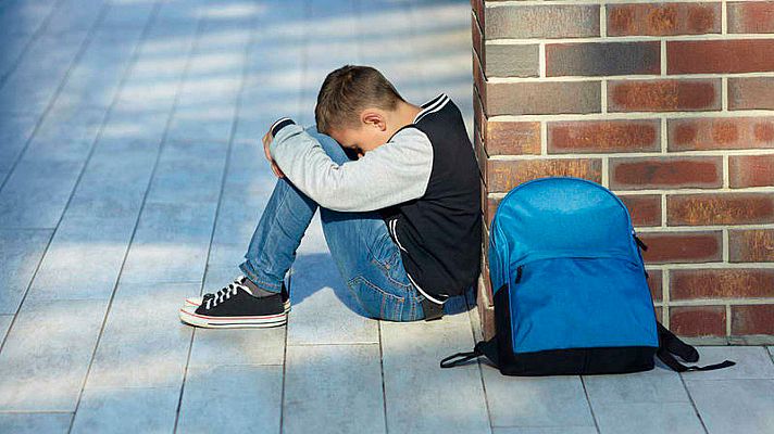 Telediario 1 - Un niño de nueve años se suicida en EE.UU. por el acoso sufrido tras declararse homosexual