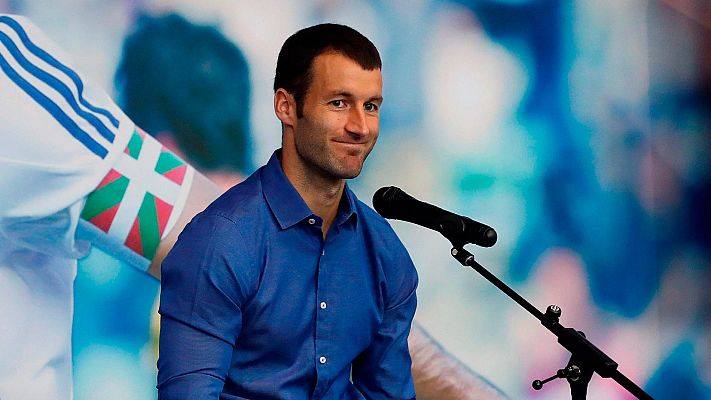 Telediario 1 - Agirretxe se despide en el club de su vida