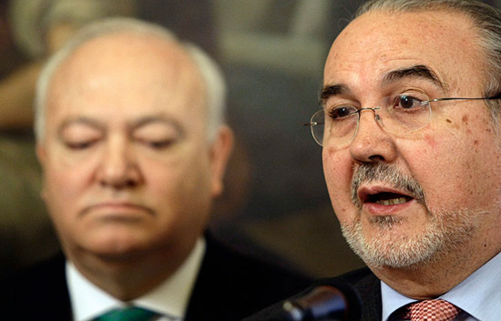 Solbes: "Tengo sentimientos encontrados" | Ver