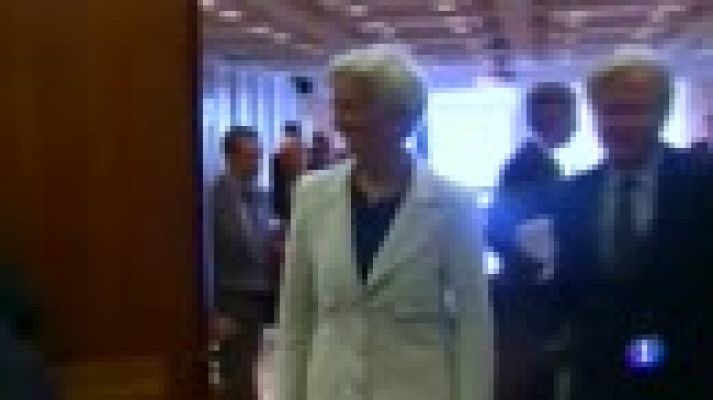 Telediario 1 - El peso argentino sigue en caída libre