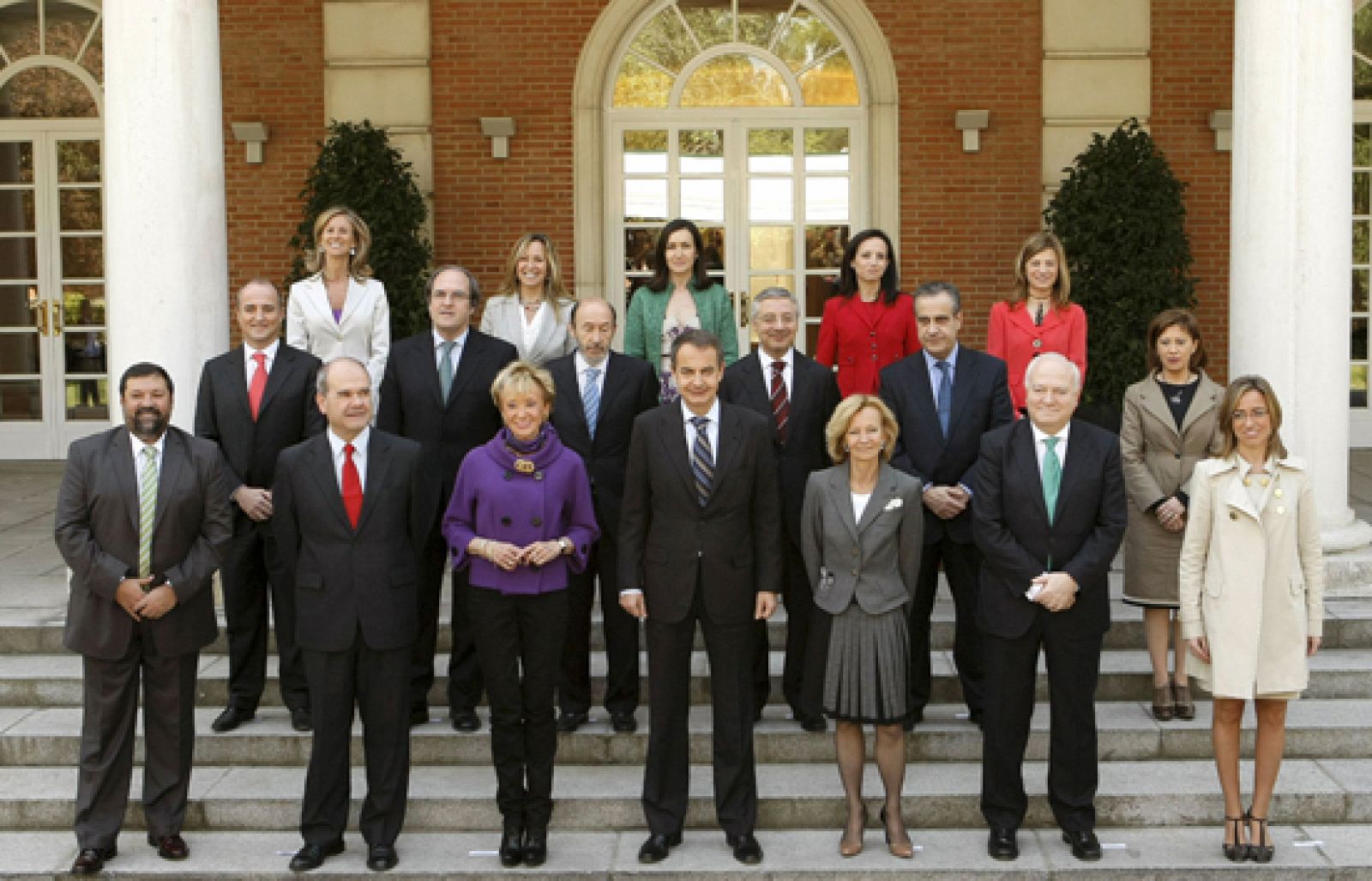 Telediario 1 en cuatro minutos - 08/04/09 | Ver