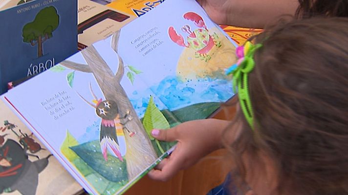 Telediario 1 - Se celebra el Festival de Poesía Voix Vives en Toledo