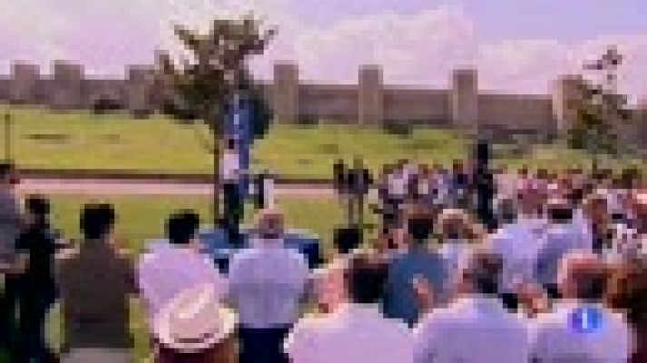 Telediario 1 - Casado anuncia que el PP presentará una "ley de concordia" que "reivindique la transición constitucional"