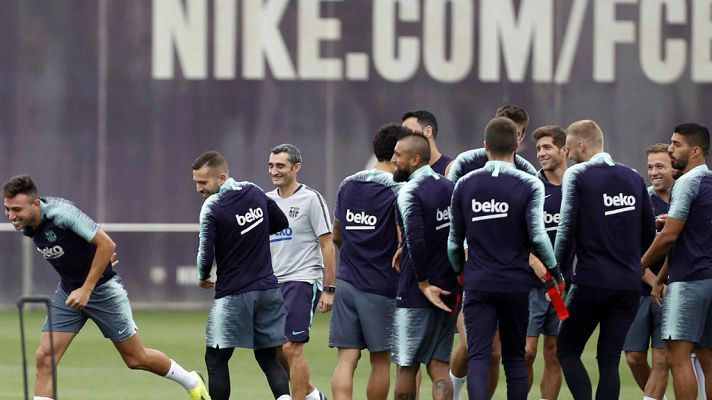 Telediario 1 - Azulgranas contra azulgranas, duelo de invictos en el Camp Nou