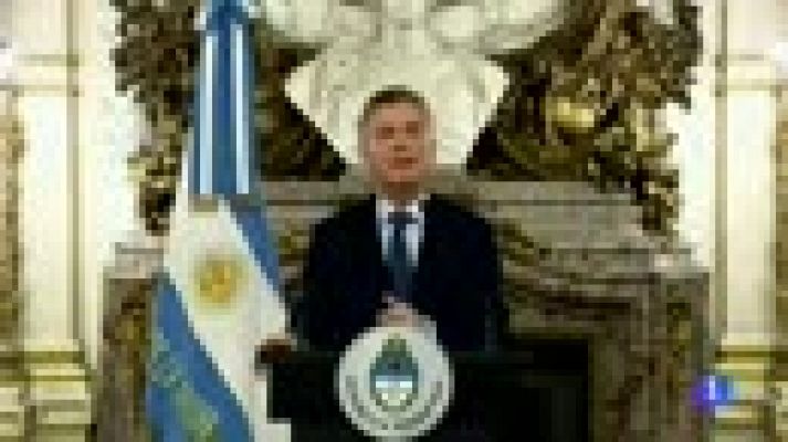 Recortes en Argentina para intentar frenar la crisis del peso