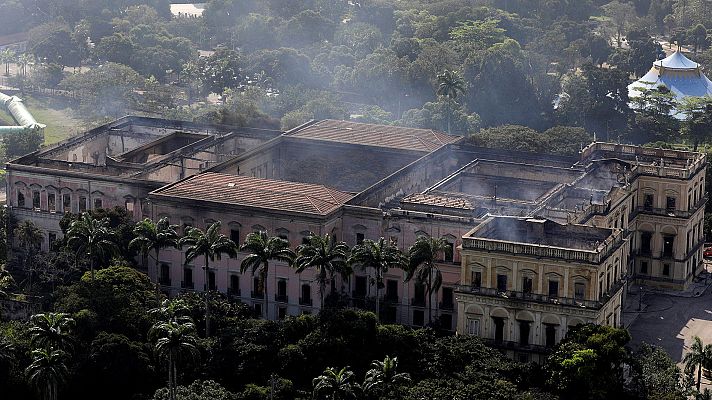Telediario 1 - Críticas por el abandono que sufría el Museo Nacional de Río