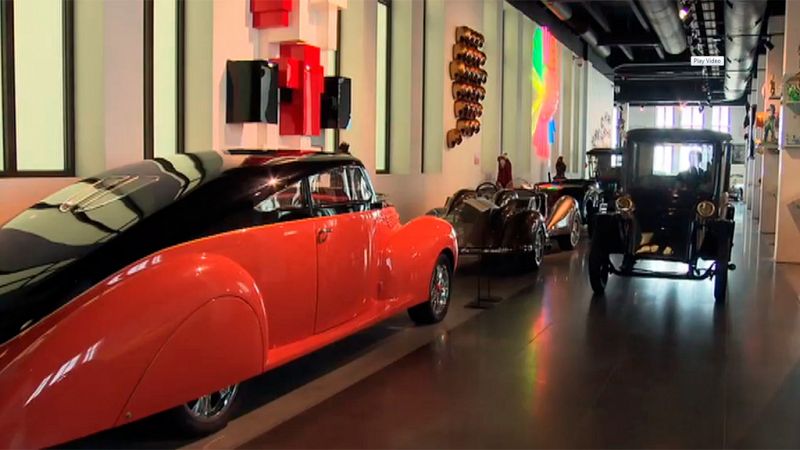 Lab 24 - Museo automovilstico de Mlaga