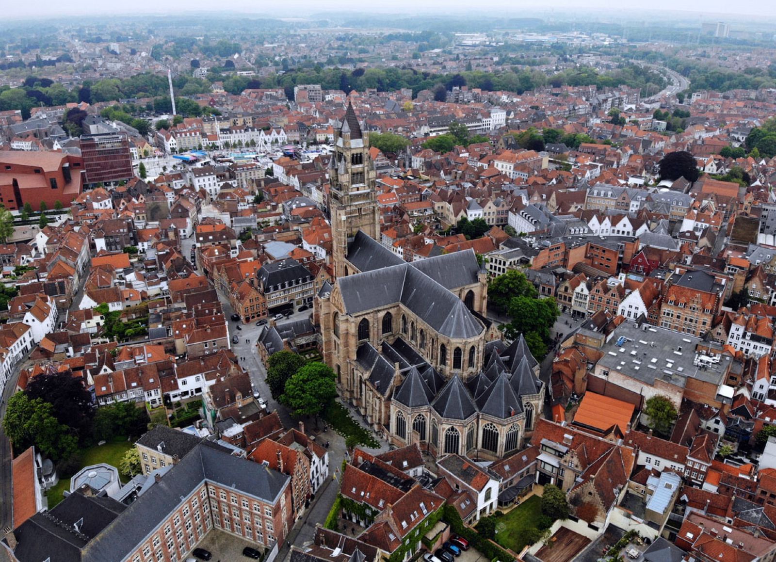 Paraísos Cercanos - Flandes, el león de oro - ver ahora