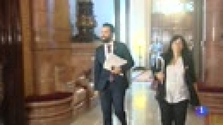 Telediario 1 - Torrent defiende la gestión de Forcadell un año después de la aprobación de las leyes rupturistas