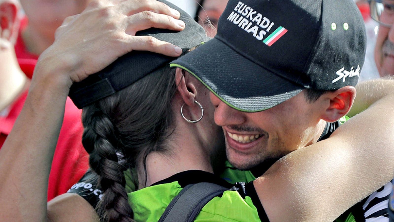 La felicidad inundó el hotel en el que se alojó el equipo vasco, debutante en la Vuelta ciclista a España 2018.