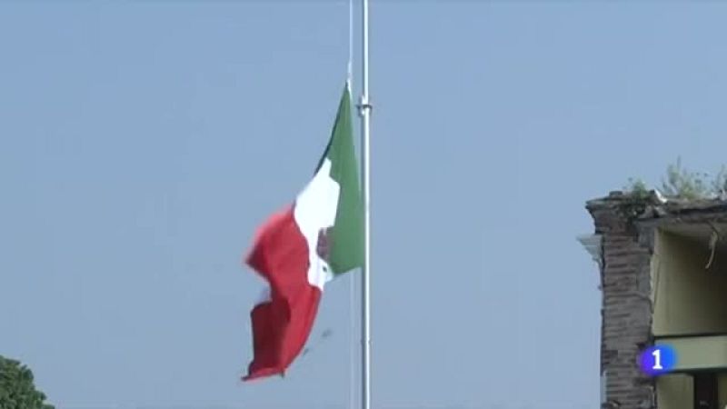 Decenas de familias aseguran no haber recibido nada tras el terremoto que asoló México