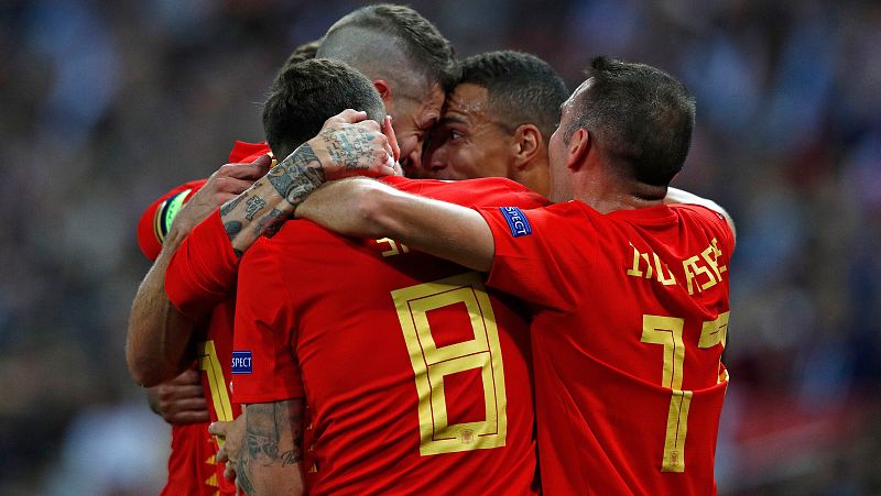 La selección española ha debutado en la Liga de Naciones con una victoria en Wembley sobre Inglaterra (1-2) con goles de Saúl y Rodrigo, que remontaron el tanto inicial de Rashford. 
