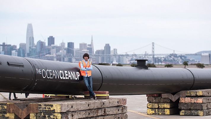 Prueba final para el gigantesco atrapa basura Ocean Cleanup