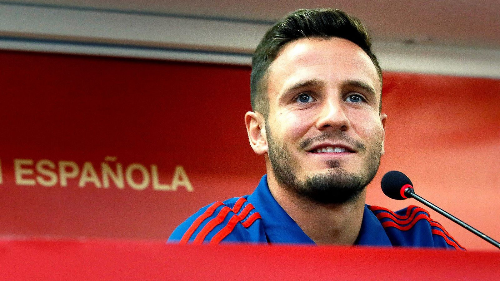 Saúl Ñíguez, uno de los protagonistas del Inglaterra-España, ha asegurado a TVE que aún tiene mucho margen de crecimiento y se ha mostrado feliz por poder jugar en Elche, su ciudad natal.
