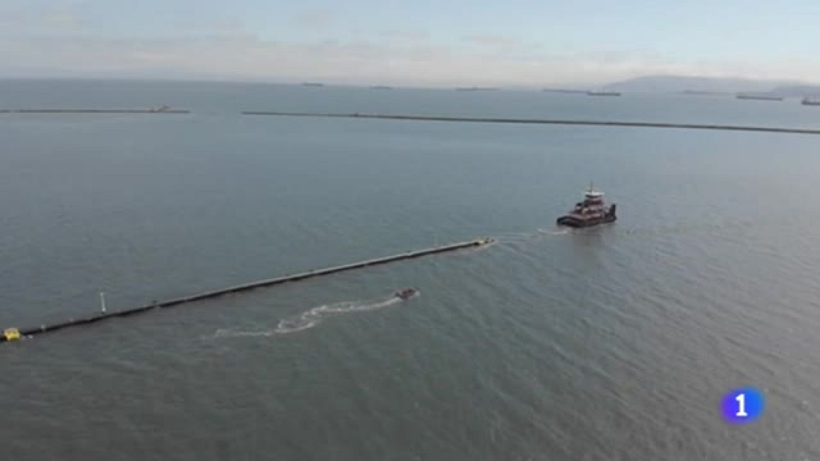 Un joven holandés de 24 años lucha contra la contaminación de plásticos en el océano