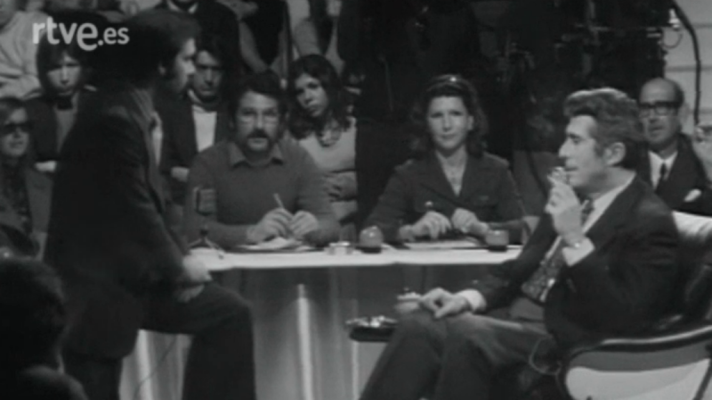 Programas y Concursos en el Archivo de RTVE - La gente quiere saber - Álvaro de la Iglesia